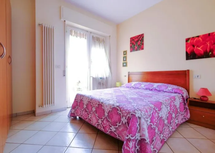 Corfu 1 - * ピネート